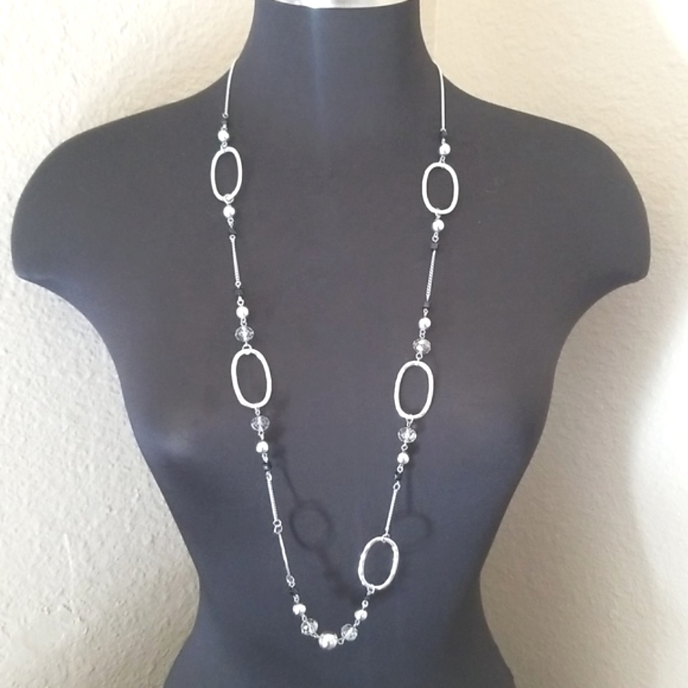 Silver Hammered Black Clear Glass Bead Necklace